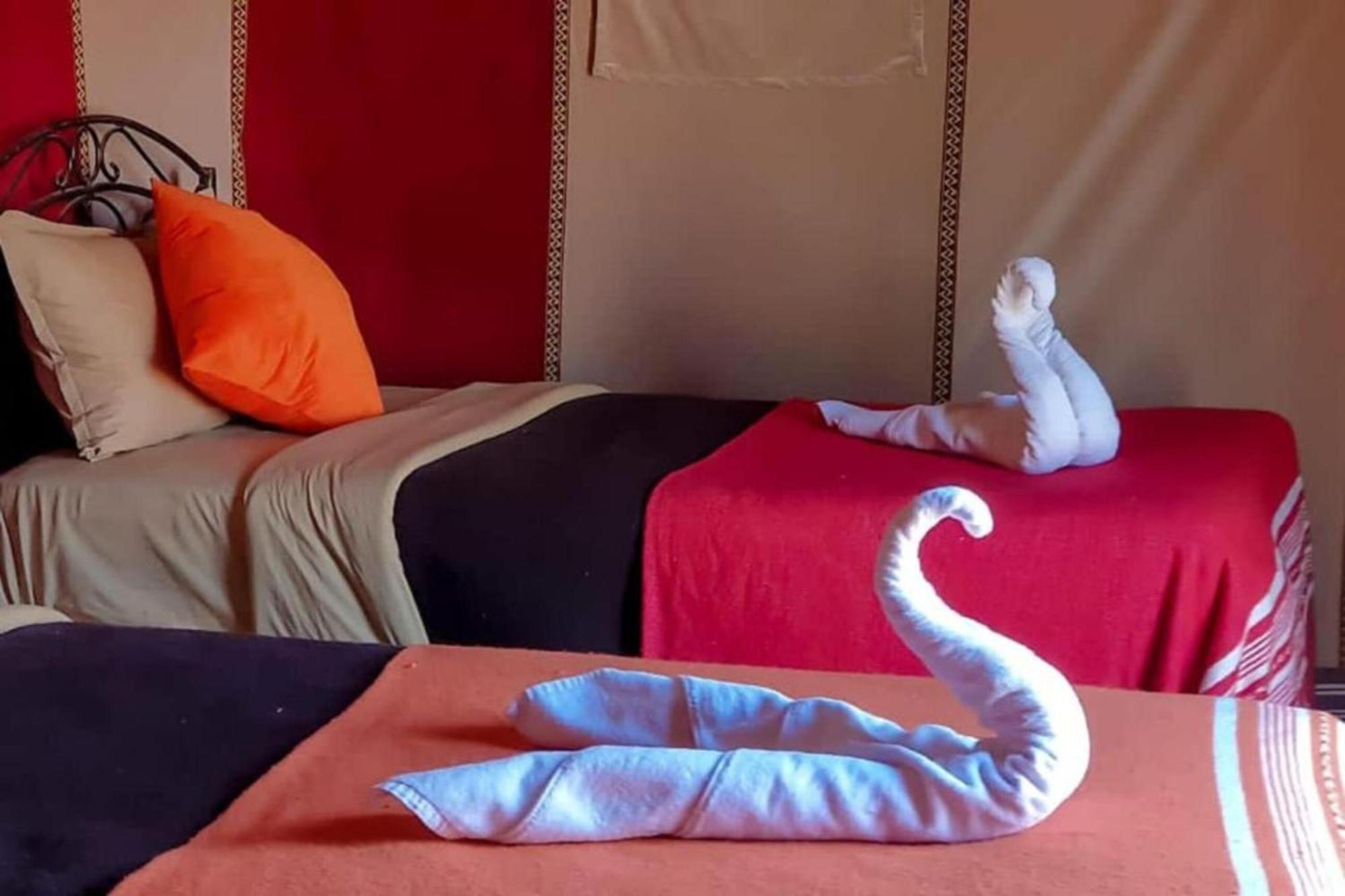 מרזאוגה Camel Trekking Desert Camp מראה חיצוני תמונה
