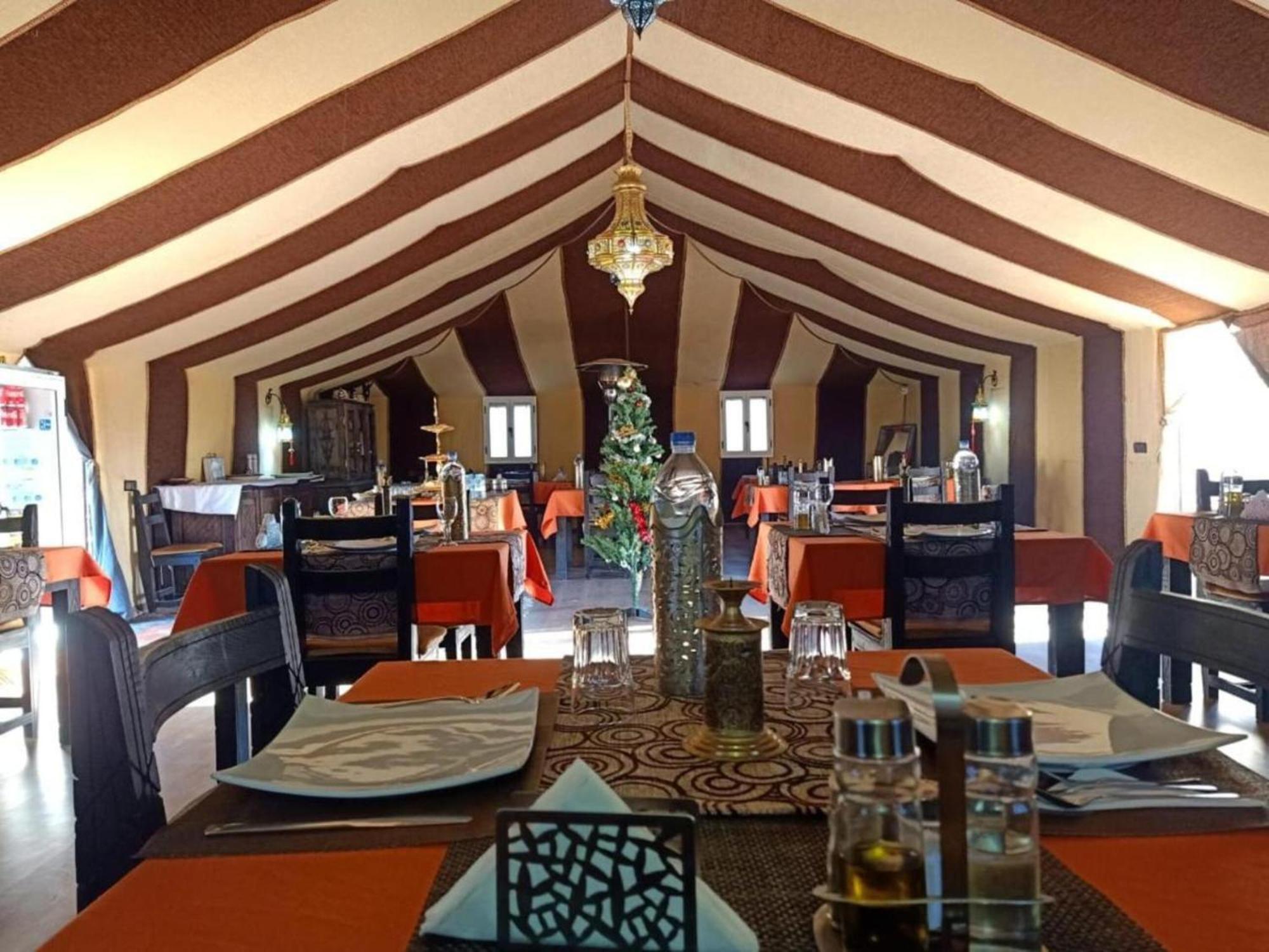 מרזאוגה Camel Trekking Desert Camp מראה חיצוני תמונה